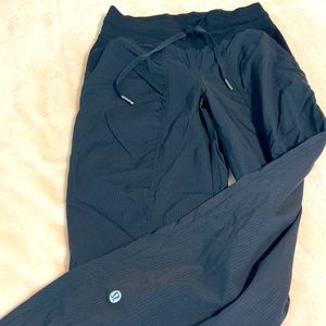 lululemon joggers